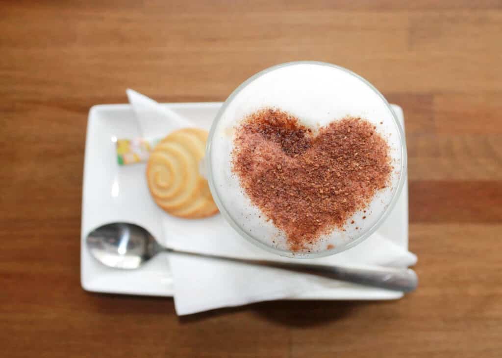 cappuccino with cinnamon heart